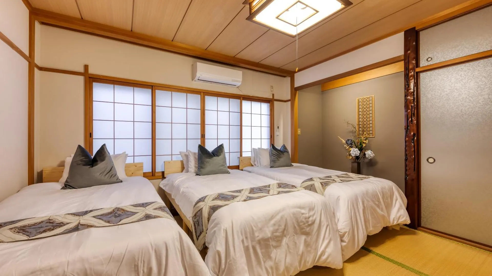 Apartment Mon Ashiharabashi Royal -Vacation Rental- Osaka