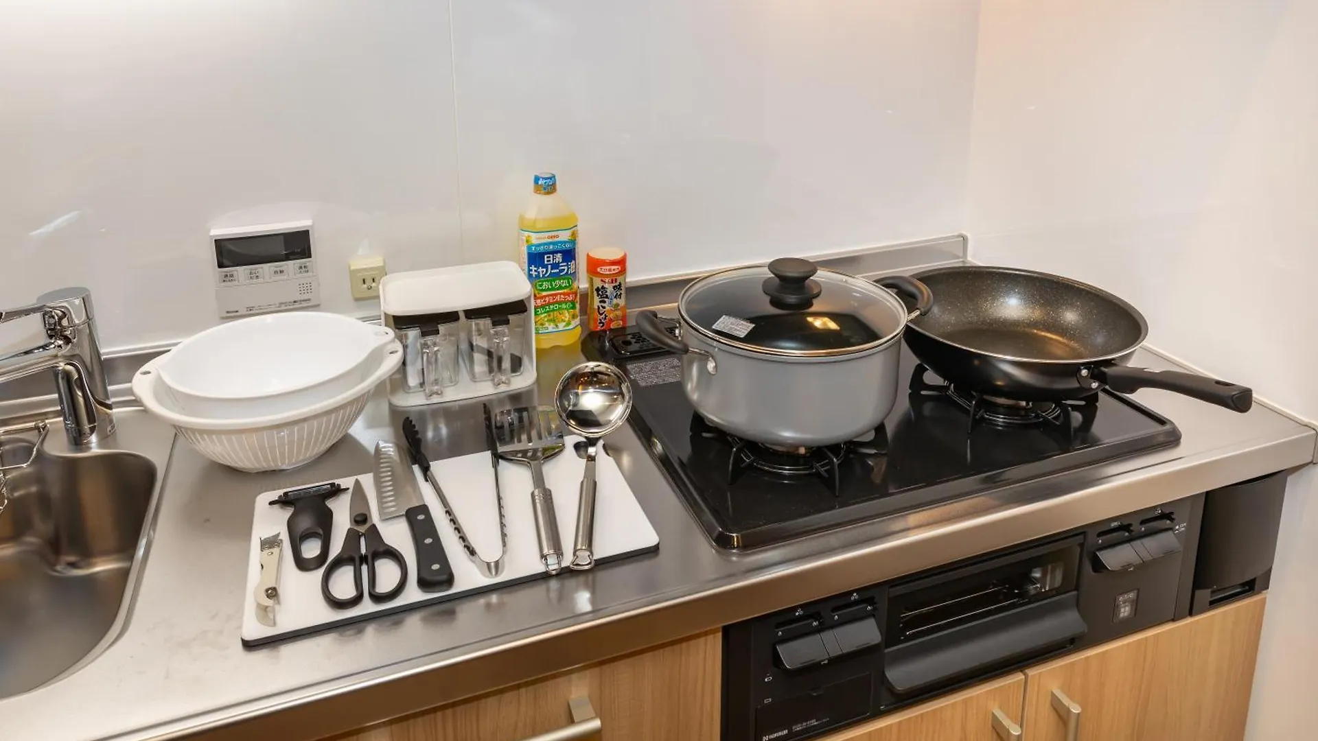 Apartment Mon Ashiharabashi Royal -Vacation Rental- Osaka Japan