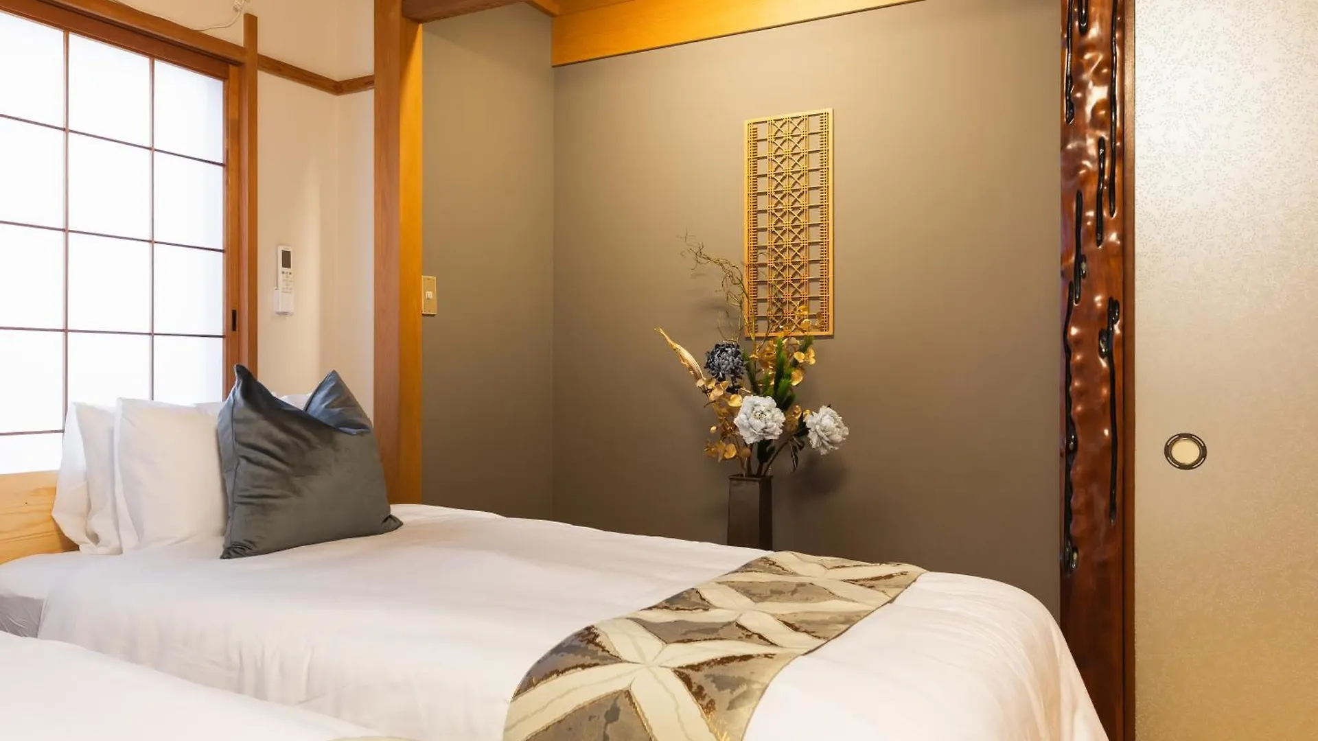 Mon Ashiharabashi Royal -Vacation Rental- Osaka 0*,  Japan