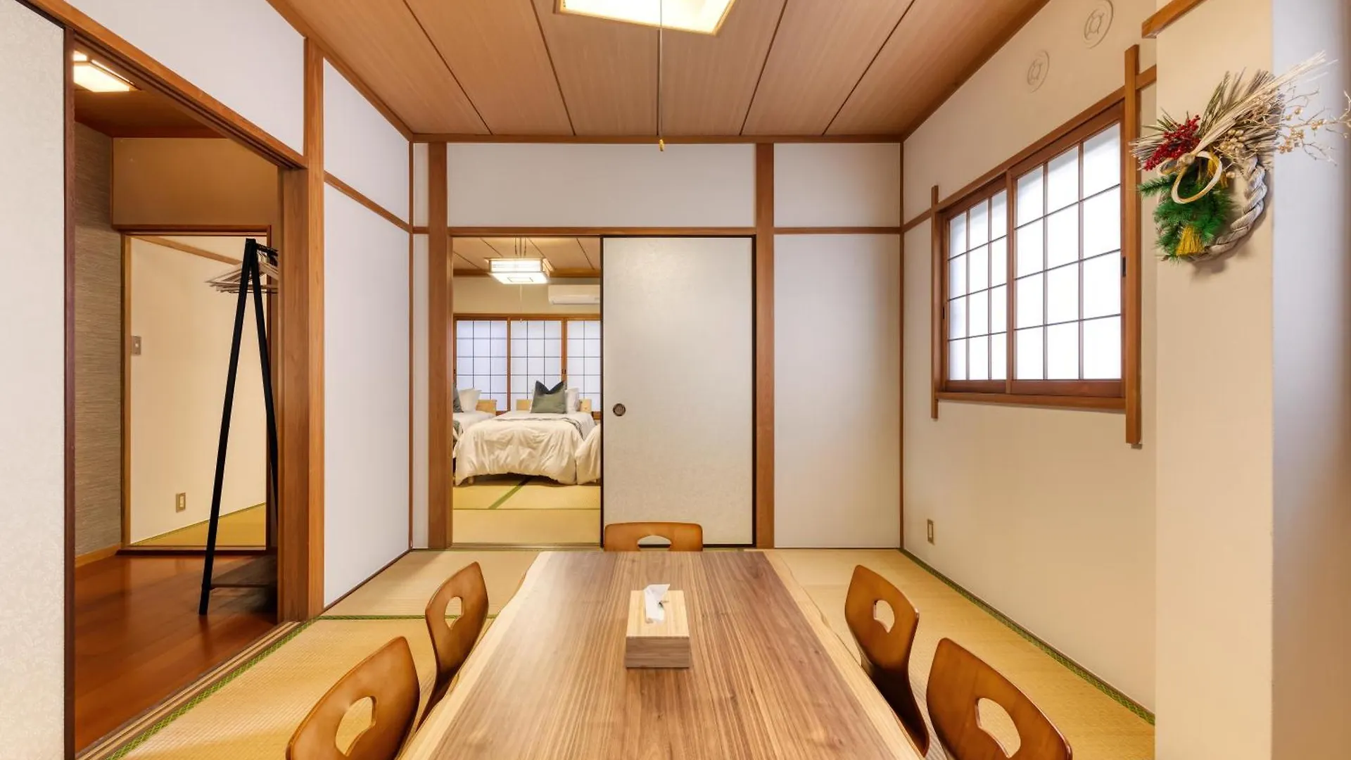 Mon Ashiharabashi Royal -Vacation Rental- Osaka Apartment